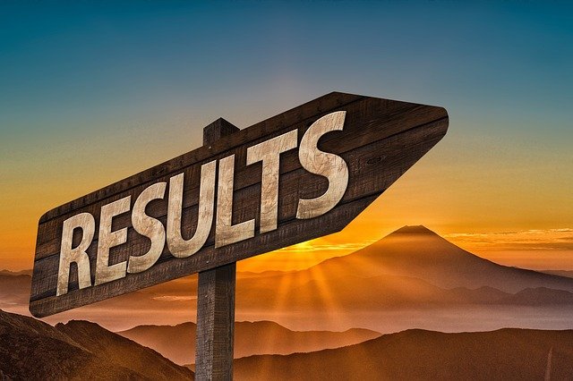 The word "results" written on a signpost pointing right